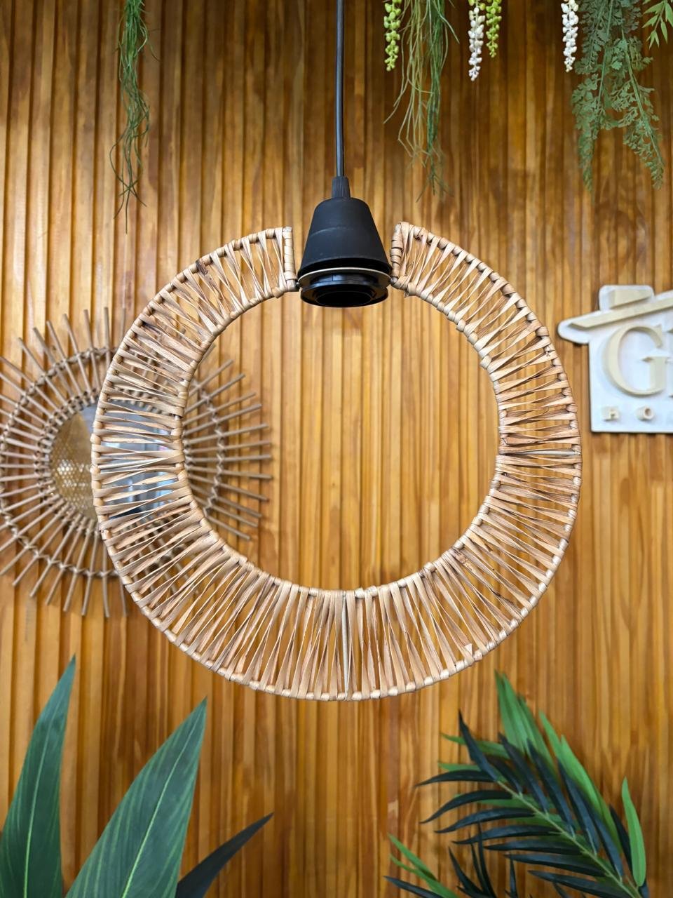 Pantalla de Rattan Aro x 30D